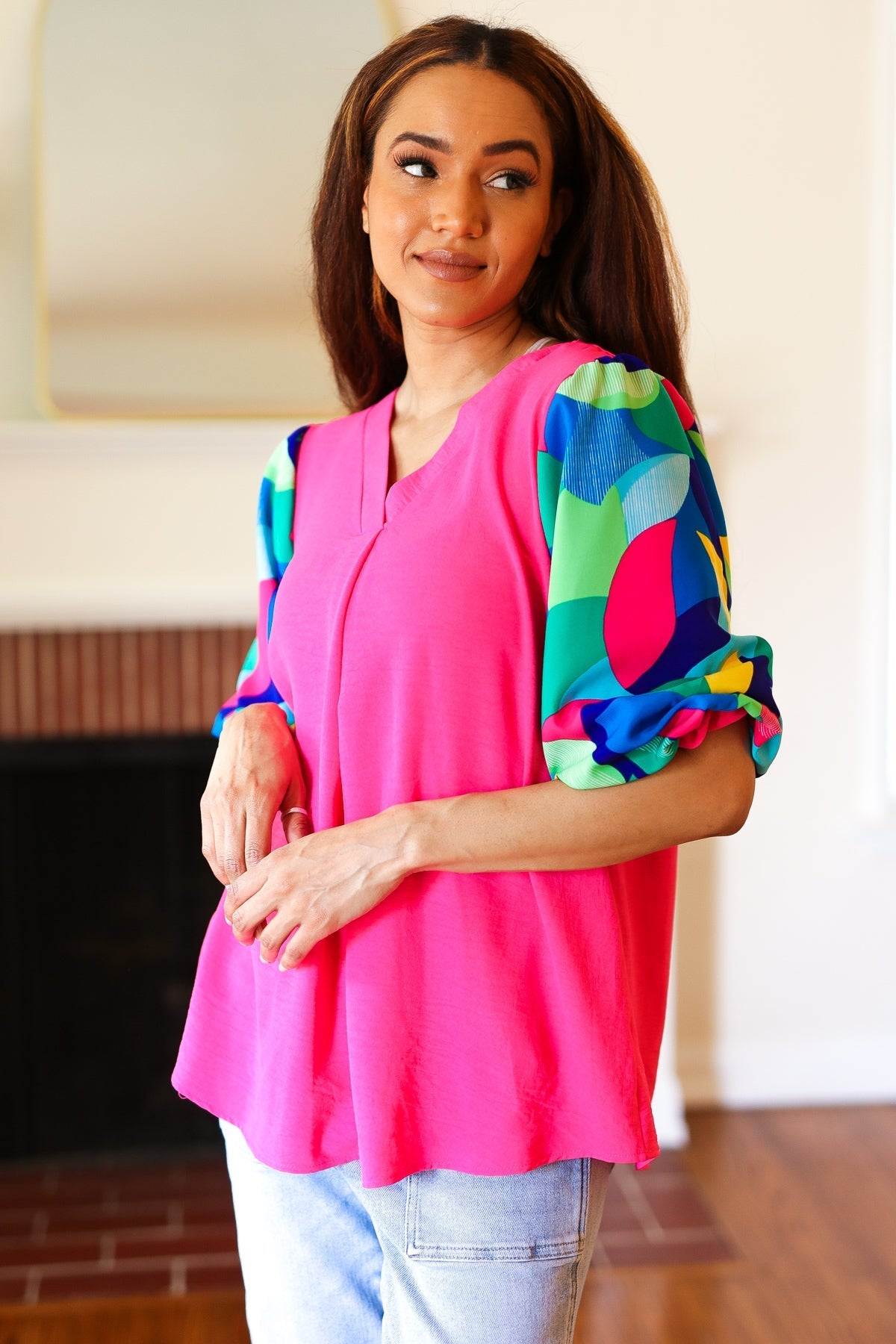 Tell Your Story Fuchsia Geo Print Puff Sleeve V Neck Top - Bitsy Gypsy Boutique