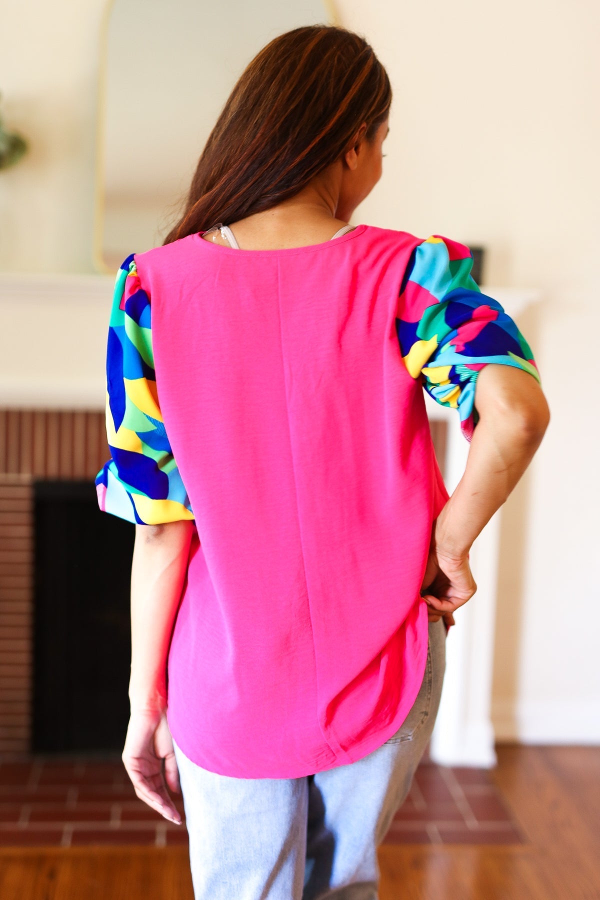 Tell Your Story Fuchsia Geo Print Puff Sleeve V Neck Top - Bitsy Gypsy Boutique