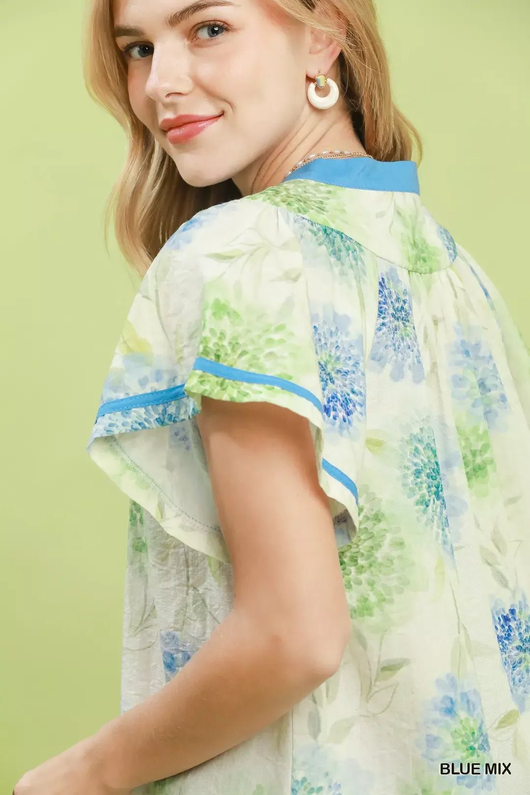 Umgee Floral Flutter Sleeve Blouse - Bitsy Gypsy Boutique
