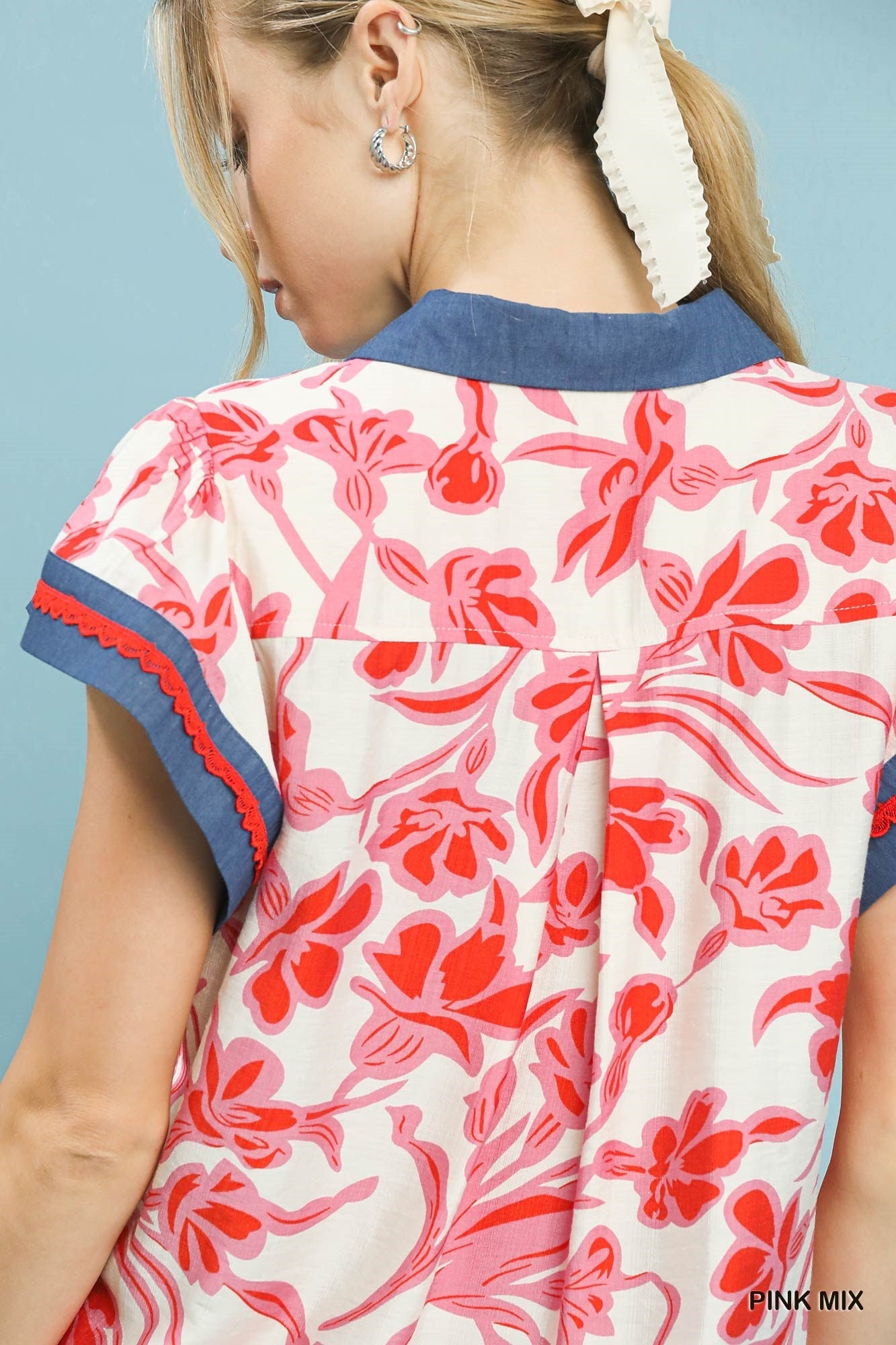 Umgee Floral Split Neck Top - Bitsy Gypsy Boutique