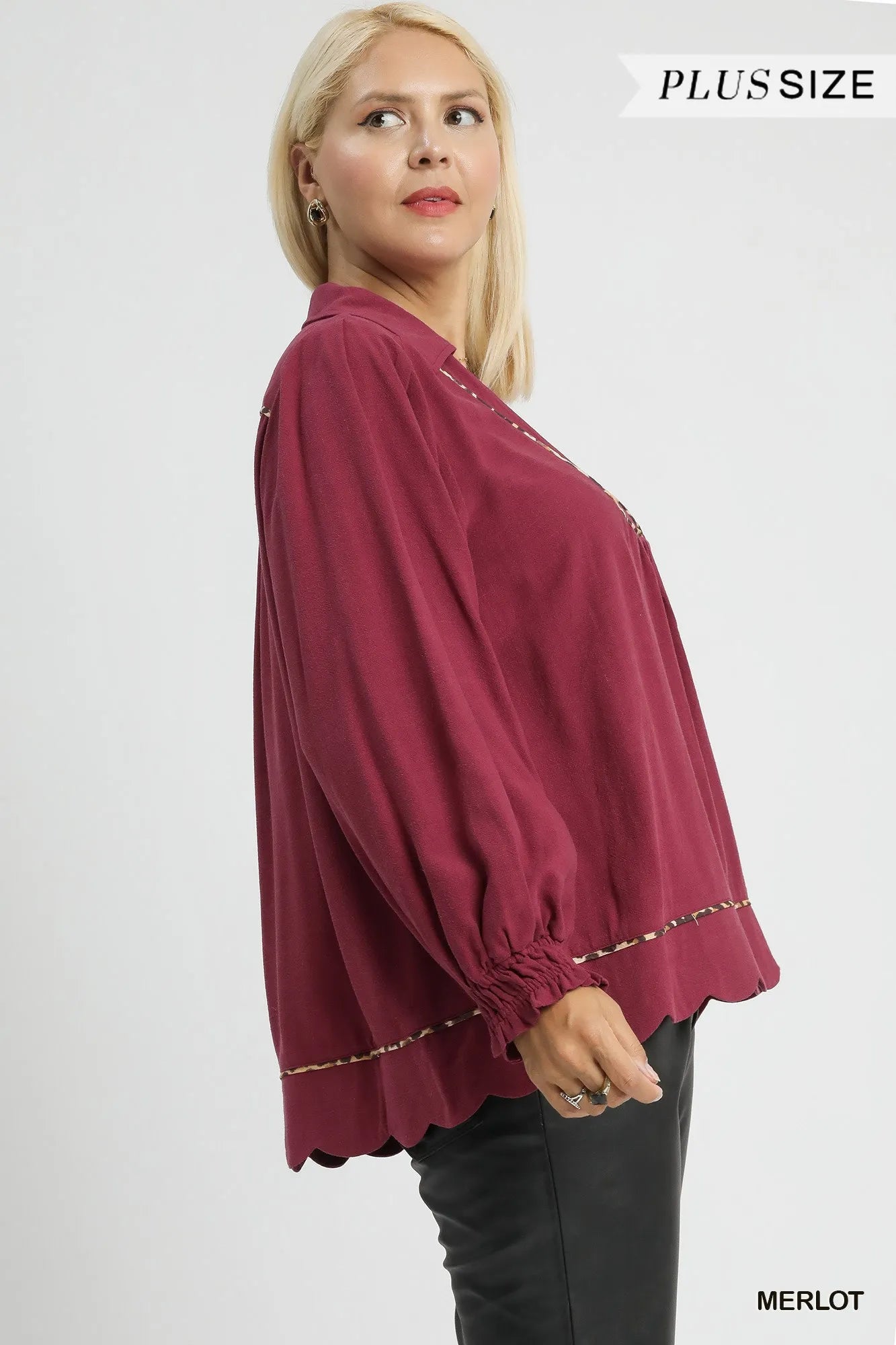 Umgee Full Size Linen Scallop Hem Blouse with Contrast Trim Plus Size - Bitsy Gypsy Boutique