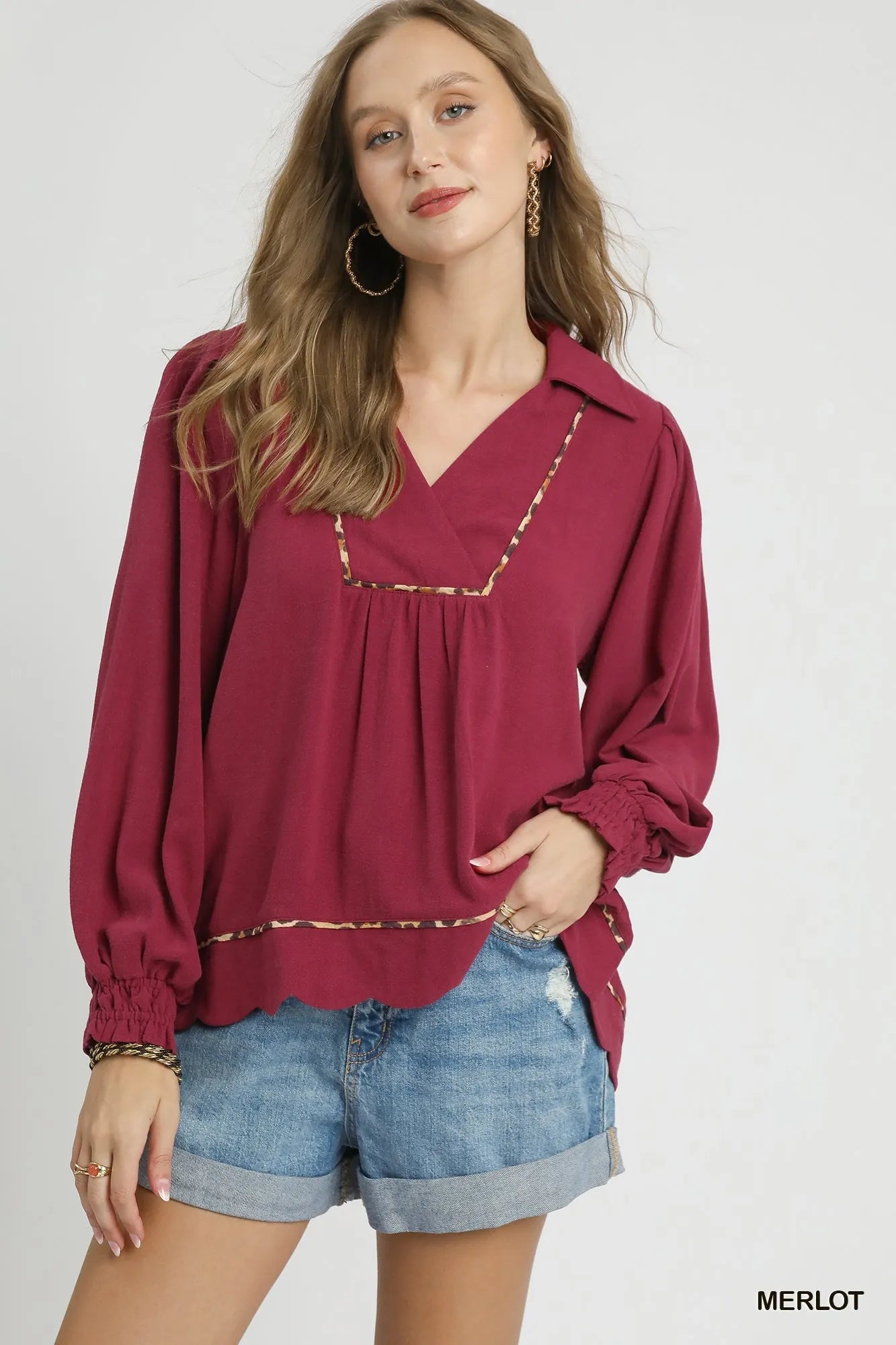 Umgee Full Size Linen Scallop Hem Blouse with Contrast Trim Plus Size - Bitsy Gypsy Boutique