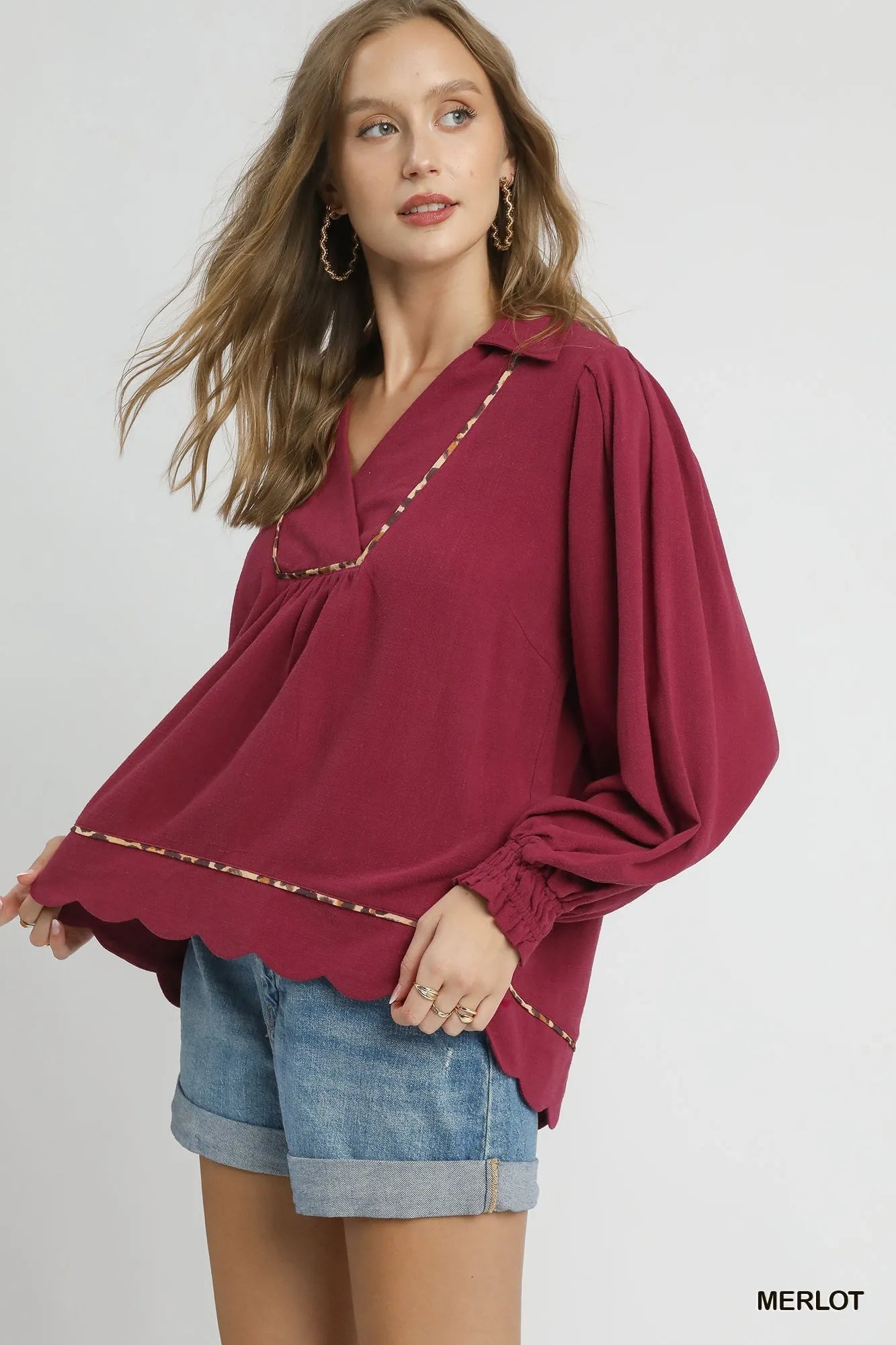 Umgee Full Size Linen Scallop Hem Blouse with Contrast Trim Plus Size - Bitsy Gypsy Boutique