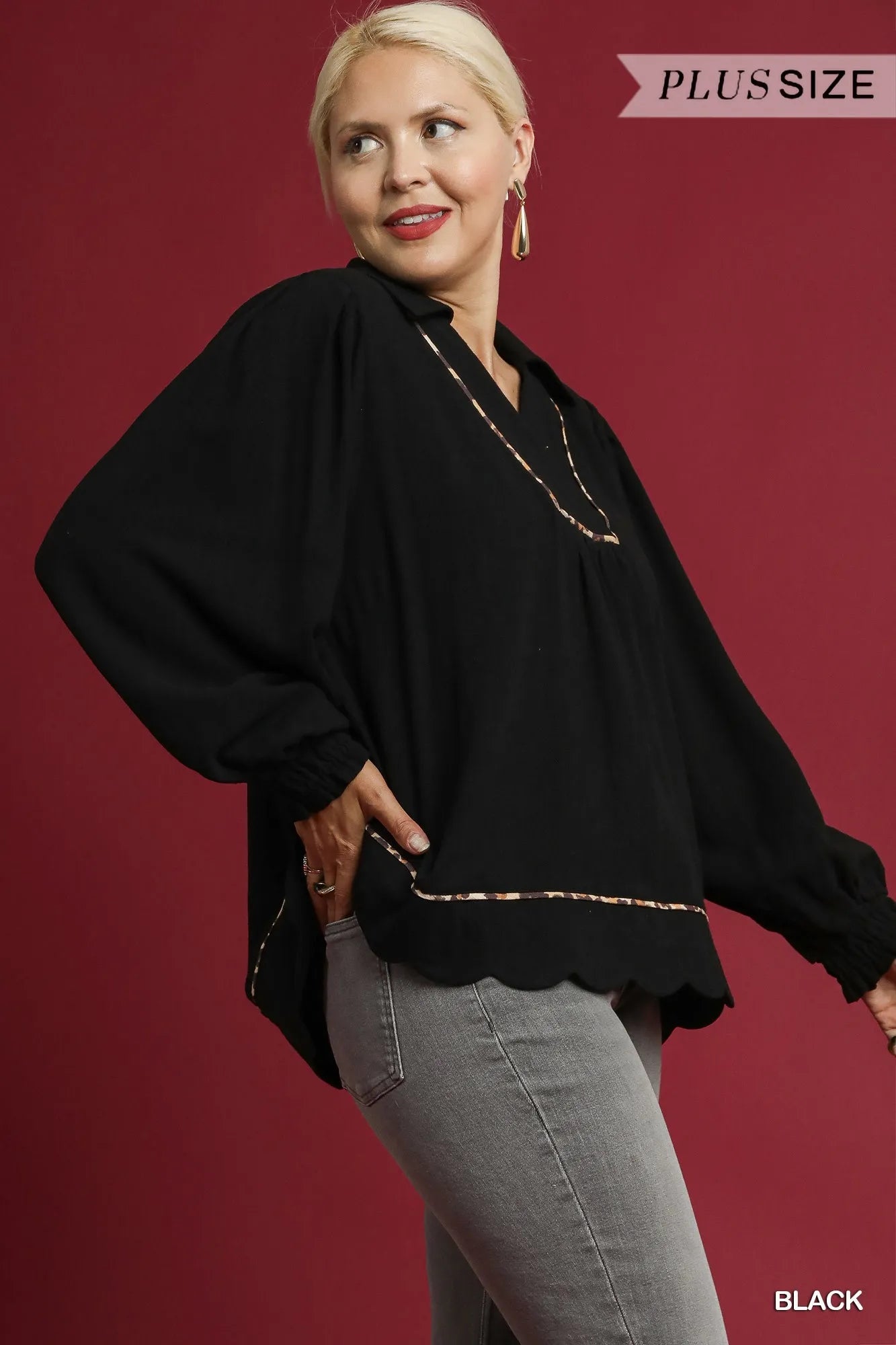 Umgee Full Size Linen Scallop Hem Blouse with Contrast Trim Plus Size - Bitsy Gypsy Boutique