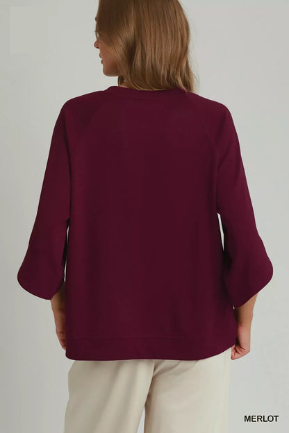 Umgee Round Hem Raglan Sleeve Top - Bitsy Gypsy Boutique