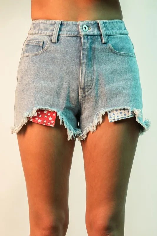VERY J Raw Hem Pocketed Contrast Washed Denim Shorts - Bitsy Gypsy Boutique