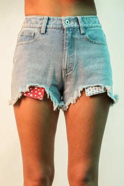 VERY J Raw Hem Pocketed Contrast Washed Denim Shorts - Bitsy Gypsy Boutique
