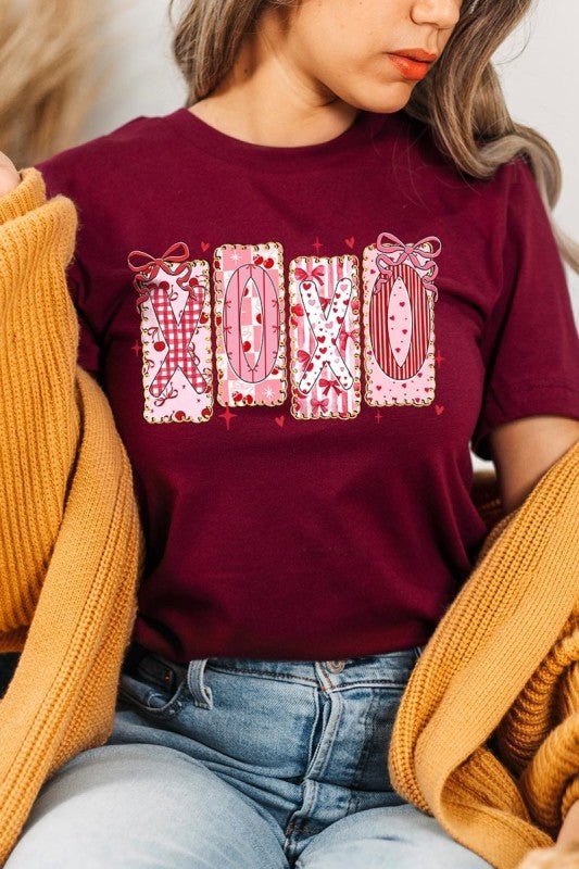XOXO Bow Valentine Graphic Tee - Bitsy Gypsy Boutique