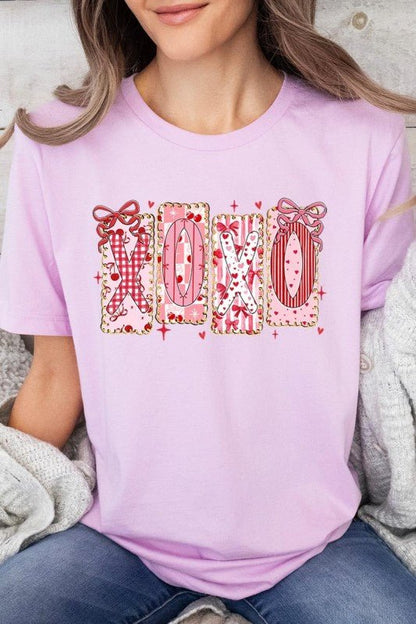 XOXO Bow Valentine Graphic Tee - Bitsy Gypsy Boutique